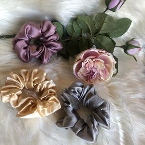 100 % Mulberry Silk Scrunchies